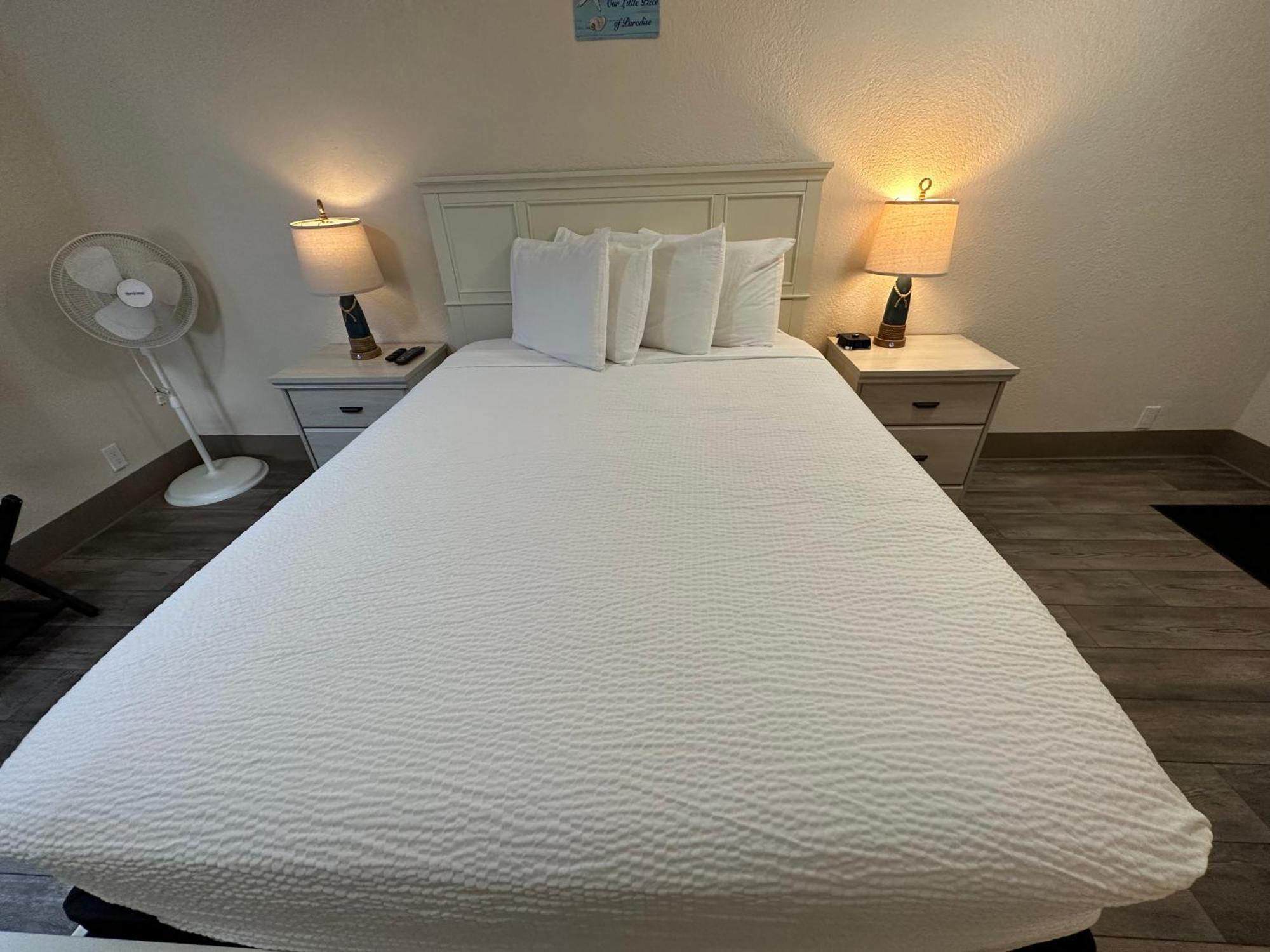 Coastal Inn And Suites Лонг-Бич Номер фото
